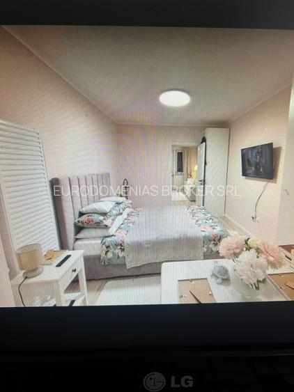 2 CAMERE-FERDINAND-GARA-IMPECABIL-ET.1 - 7