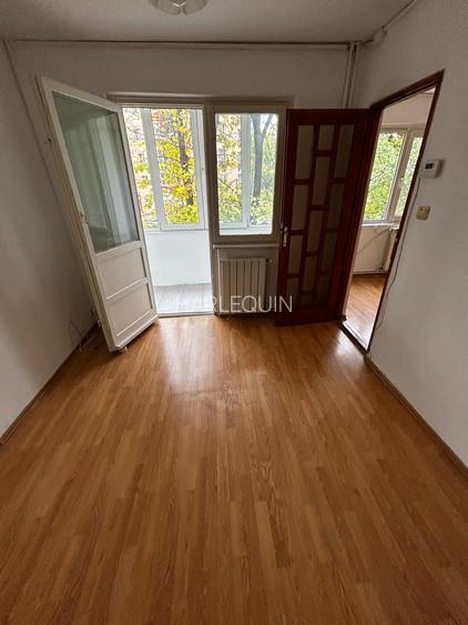 2 camere semidecomandat - 4