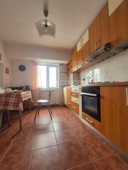 3 Camere, Decomandate, 93 Mp, Etaj Intermediar,  Zona Dacia - 18