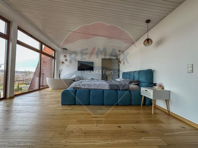 Vila A-frame cu 6 camere de vânzare în Agnita - 25