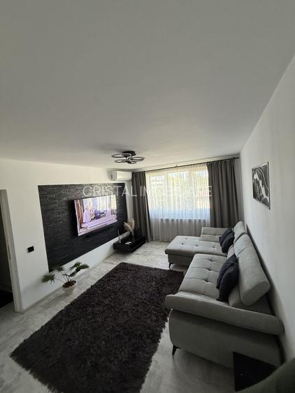 De vanzare Apartament 3 camere Drumul Taberei - 4