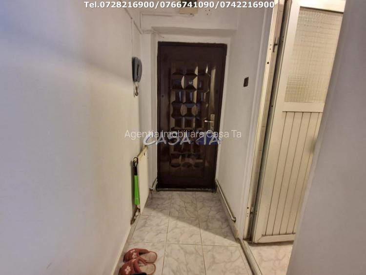 Apartament 2 camere, situat in Targu Jiu, Slt Gheorghe Barboi -Casa Tineretului* - 12