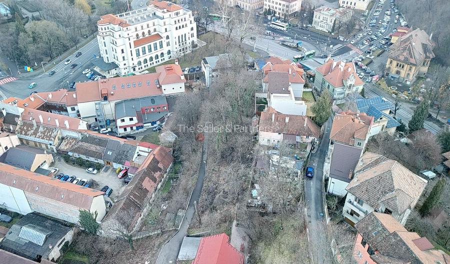 Teren intravilan, ultracentral. - 34