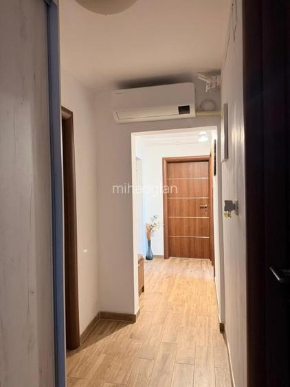 Apartament cu 3 camere, decomandat,renovat, direct proprietar, str. Badea Cartan - 9