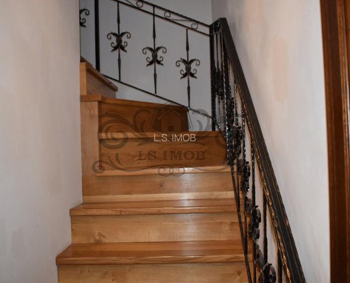 Vand casa deosebita ,cu 9 camere in Centrul Istoric Brasov - 7