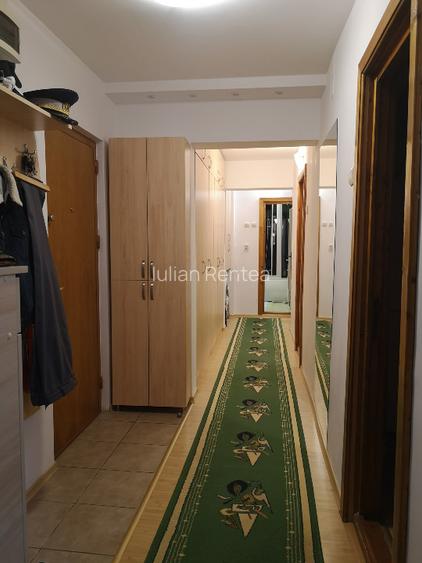Vand apartament 3 camere, sos. Bucuresti - 5