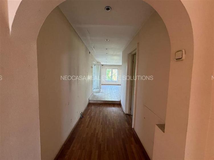 Vila Iancu Nicolae // 450 mp utili // 841 mp teren // Necesita renovare - 25