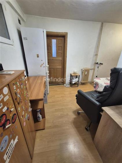 Vanzare apartament 2 camere | Titan | Codrii Neamtului | etaj 7/10 | renovat | b - 2