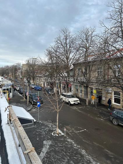 Spațiu Comercial Ultracentral de închiriat!! - 2