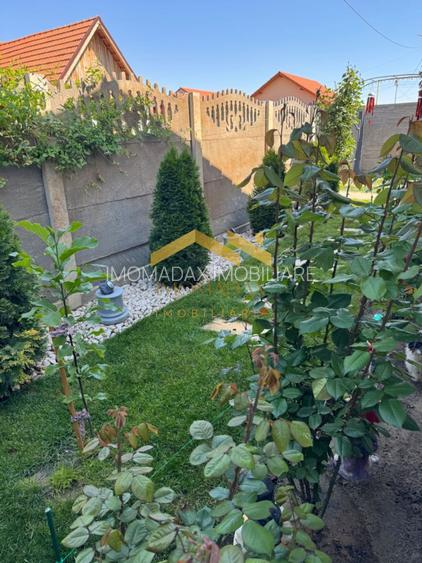 -Casa Individuală -3 dormitoare -2 băi - - 7