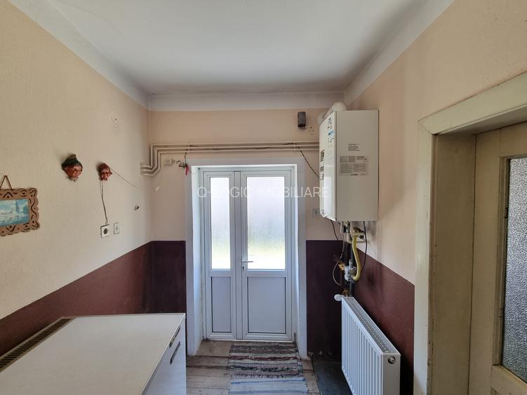 Casa 3 camere libera la vanzare TARLUNGENI - 9