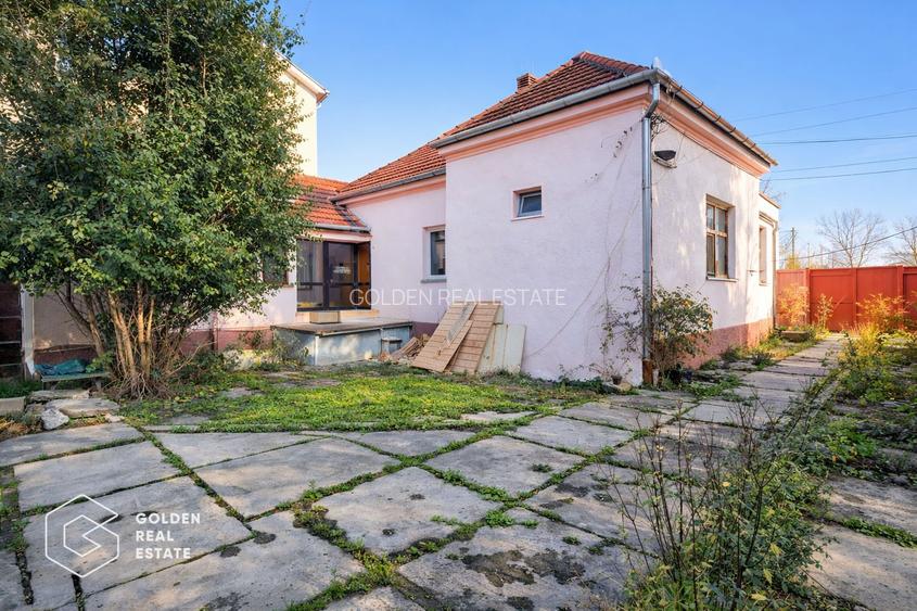 Casa cu 2 corpuri de cladire, Lipova - 11