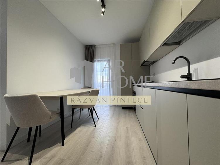 Garsoniera moderna, parcare, MRS COUNTRY PLOIESTI