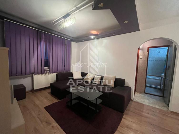 Apartament cu 3 camere, semicomandandat, etaj intermediar, Sagului - 2