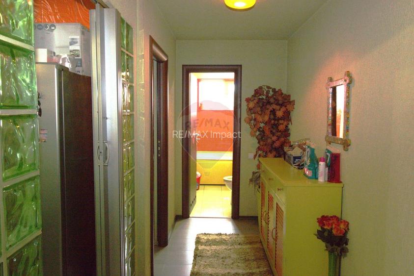 Apartament generos 88mp cu 2 camere de vanzare  Drumul Taberei - 19