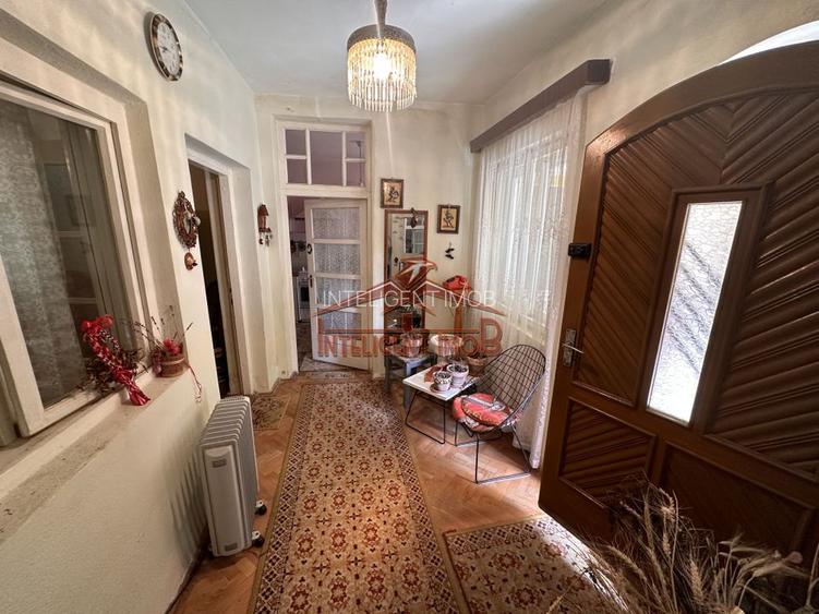 Casa de vanzare cu 3 camere in Medias zona centrala - 10