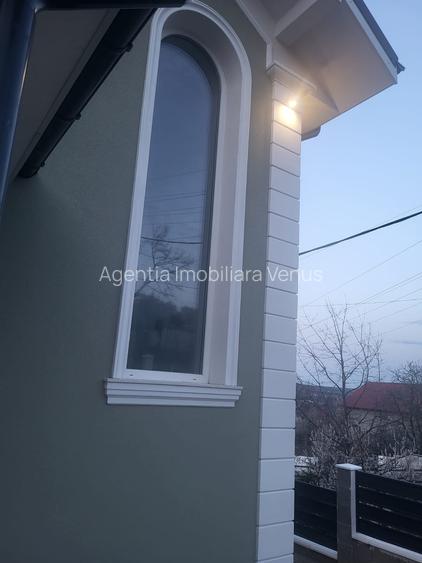 Casa noua cu etaj in oras - 11