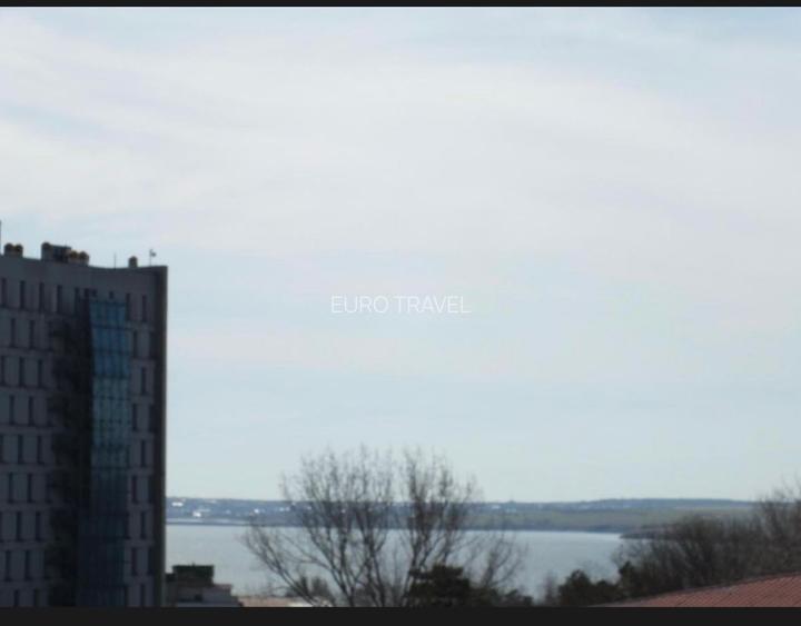 Garsoniera  mare 42 mp ,lux Eforie Nord, pozitie buna, mobilata, utilata - 8