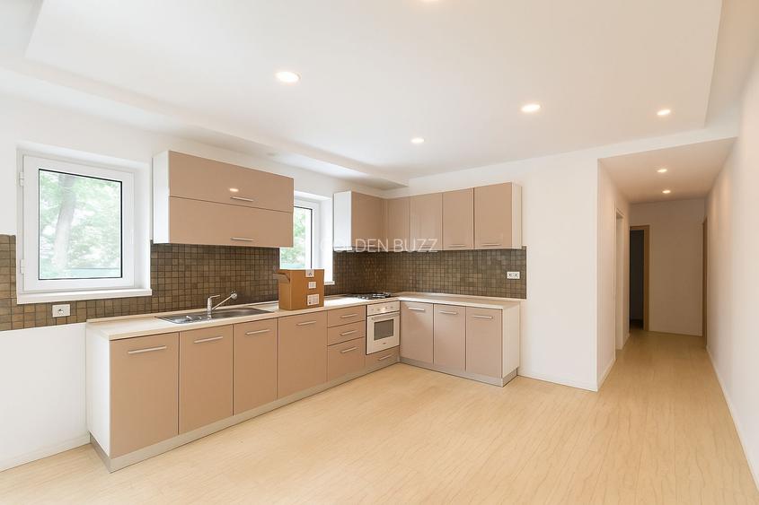 Vila 6 camere || Erou Iancu Nicolae || Garaj - 2