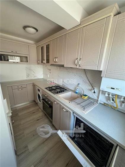 Apartament 3 camere premium, la 2 minute de Palas Campus, parcare inclusă – - 12