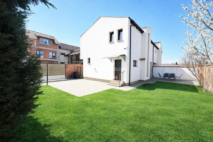 Casa duplex Selimbar,3 camere,100mp +curte! - 2