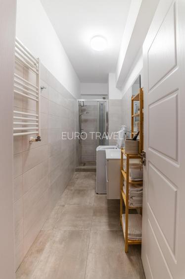 apartament 2 camere, modern, la 100 m de plaja, termen lung, contract , 450 euro - 17