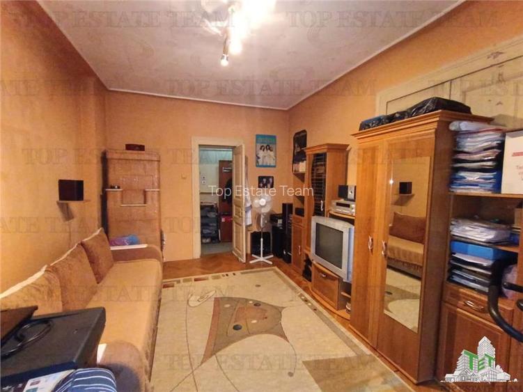 Vila cu aspect de conac in centrul Ploiestiului, ideala pentru locuinta, birou s - 5