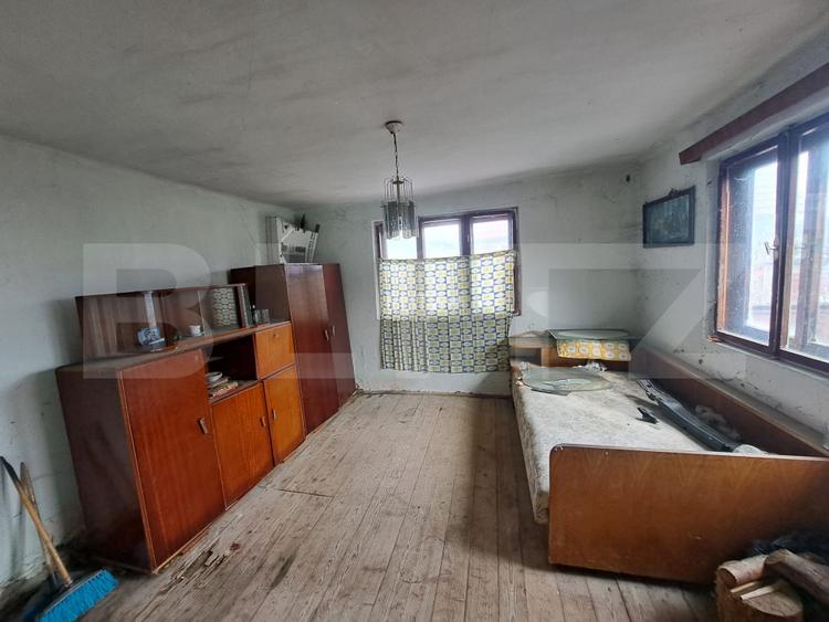 Casă de renovat cu teren generos 1.400 mp – Codlea - 6