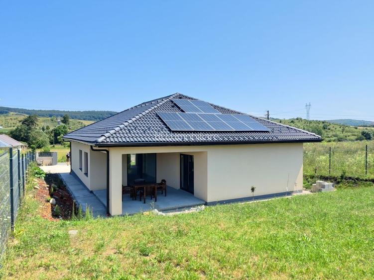 Casa individuala, 130 mp, Pompa caldura, panouri solare, COMISON 0 - 2