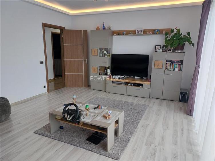 APARTAMENT 3 CAMERE CU PARCARE SUBTERANA IN ISARAN, LA 300 M DE CORESI MALL - 9