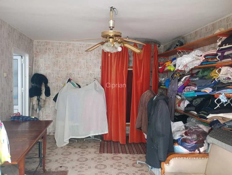 Spatiu comercial / Garsoniera, parter, intrare exterior, Piata Bistrita - 3