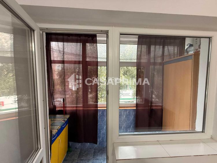 GARA-ap. 2 camere, mobilat si utilat, et.2/4, semidecomandat, curat ! - 8