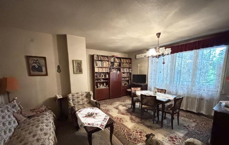 Piata Romana/Bd. Magheru, reper  Metrou Piata Romana, ap 2 camere ,etaj 3/9 - 3