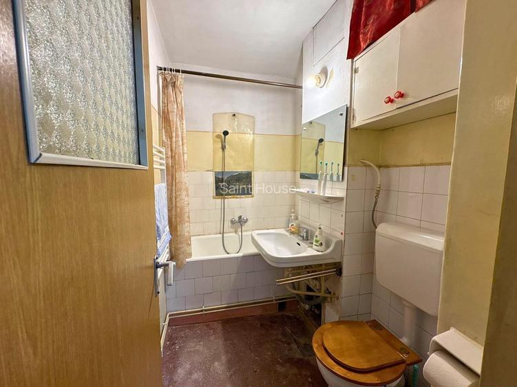 Apartament 3 camere decomandat str. Umbrei 61 mp parter/ etaj 1 - 11