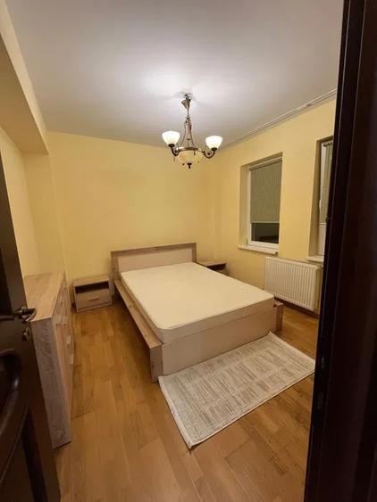 Apartament 3 camere decomandat Strand