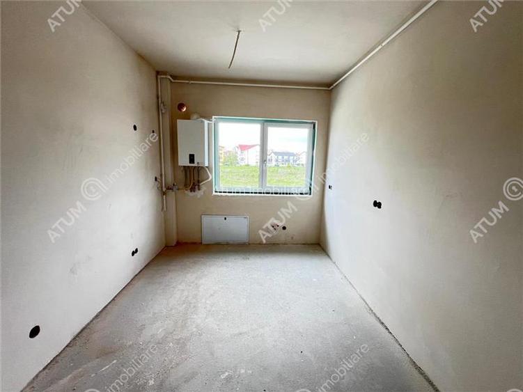 Apartament 3 camere balcon terasa parcare boxa zona Brana Selimbar - 6