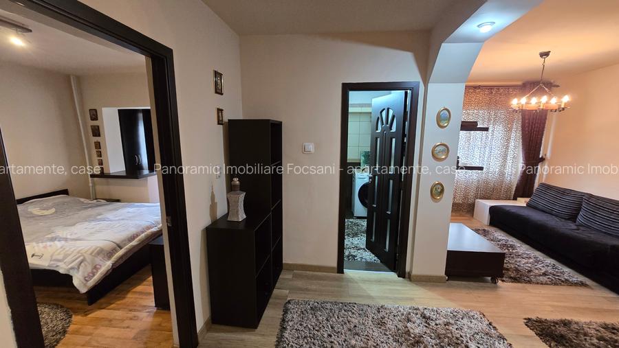 3 camere de vanzare  , etajul 1, ultracentral, Focsani - 7