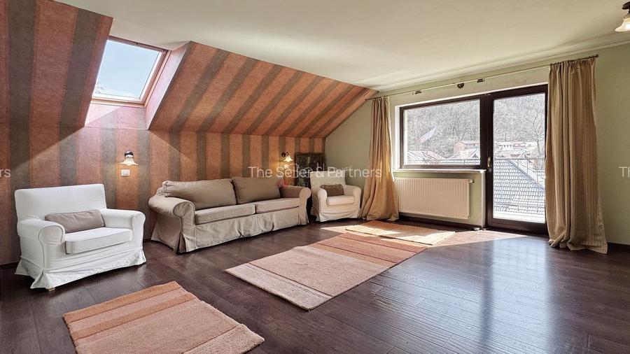 Proprietate cu suprafata generoasa | Zona AFI - 4