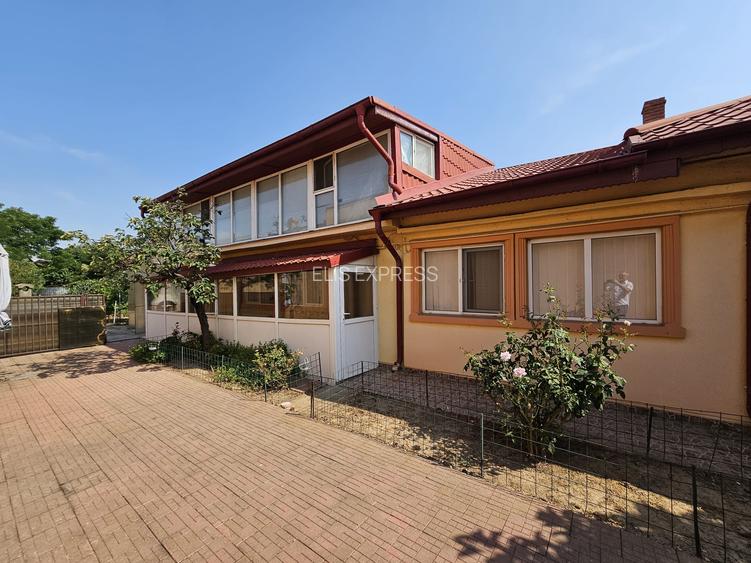 CASA TRADIȚIONALĂ ”MAGNOLIA", P+M 195mp, TEREN 556mp, CHIAJNA-STR. EROULUI - 2