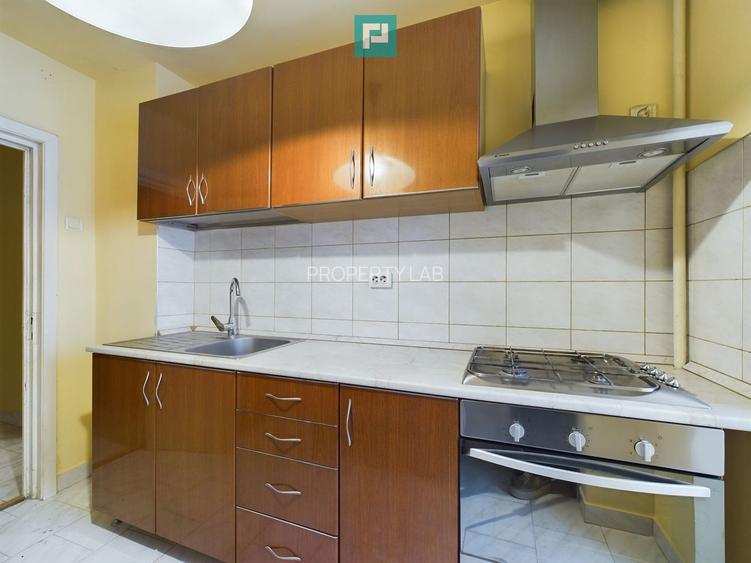 Apartament cu 3 camere, etaj intermediar - 7