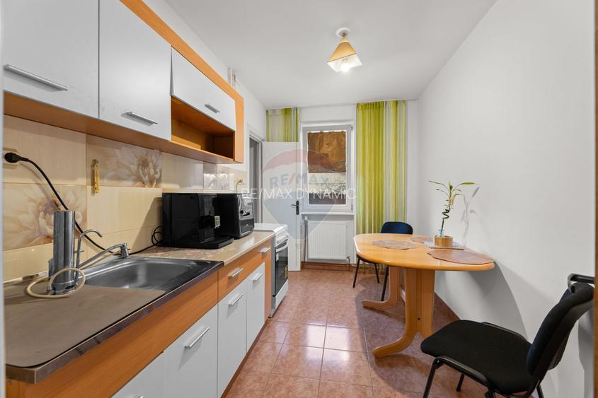 Apartament cu 4 camere de închiriat în zona Banu Maracine - 5