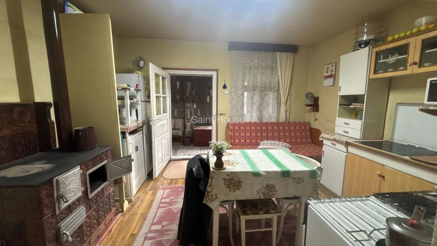 Casă 3 camere 100 M² cu 2360 M² teren - 9