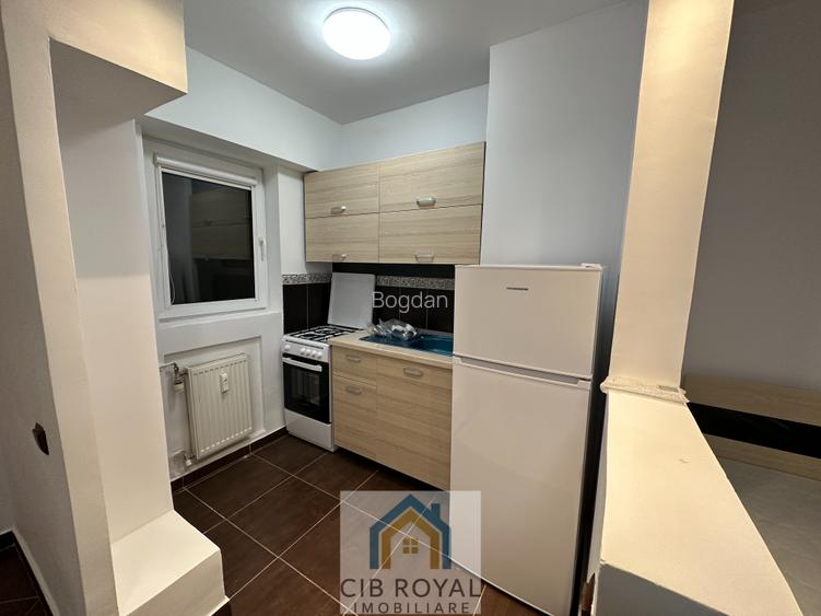 Garsoniera Teiul Doamnei-Colentina,Str. Nada Florilor 5,la 3 min. sectia 7 - 9