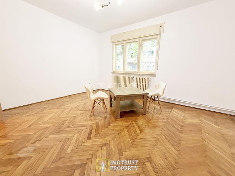 Apartament 2 camere de inchiriat Arad ultracentral, parter - 3