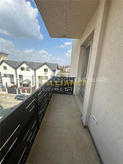 Sector 4, Aluviuni Metrou Aparatorii Patriei,Apartament 2 Camere - 12