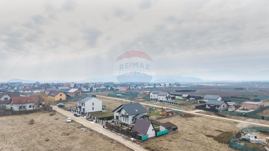 Comision zero, casa individuala + cabana A frame in Bod, la intrare - 4