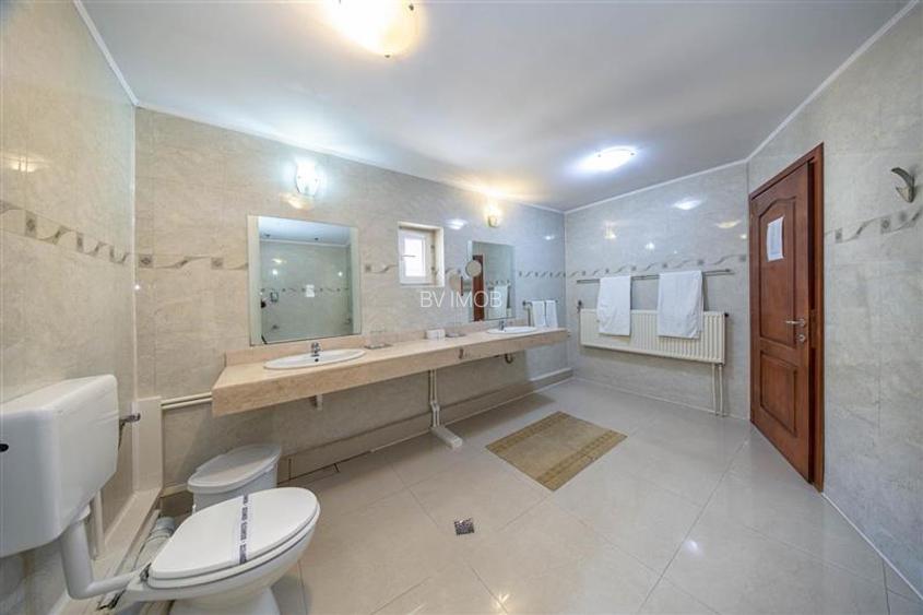 Vanzare Pensiune 11 camere Mamaia Nord langa plaja - 7