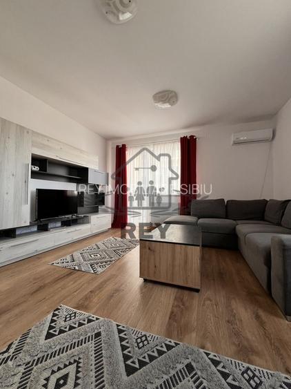 Ap. etaj 1,decomandat,2 camere,2balcoane,loc de parcare/Sibiu/Aeroport - 14
