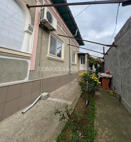 ZONA ALEXANDRU CEL BUN  -  CASA 4 CAMERE ,TEREN 216 MP - 13