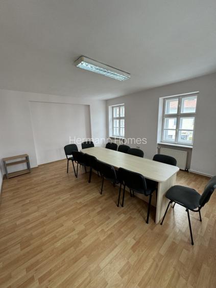 Spatiu de birouri - curte - 120 mpu - zona ultracentrala  - 3